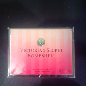 Victoria's Secret Bombshell